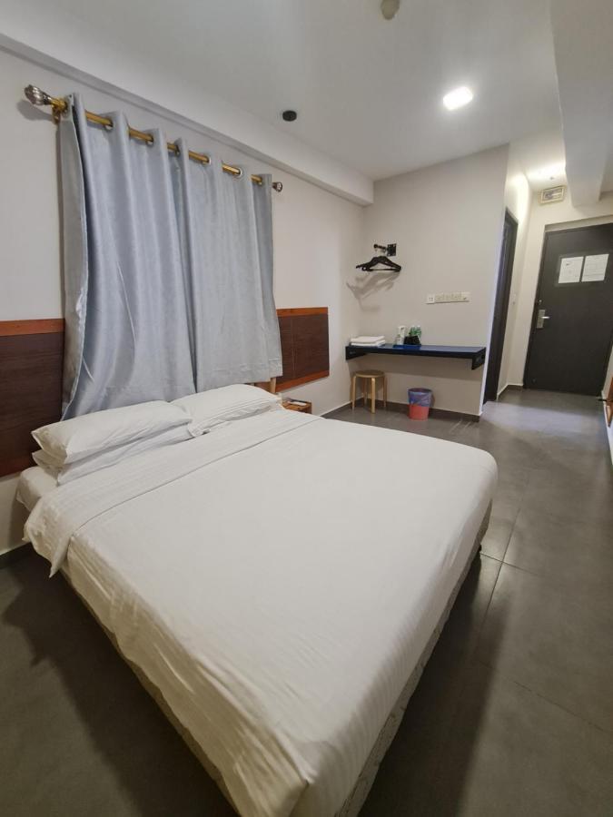 Hotel Bestari Куала Ліпіс Екстер'єр фото