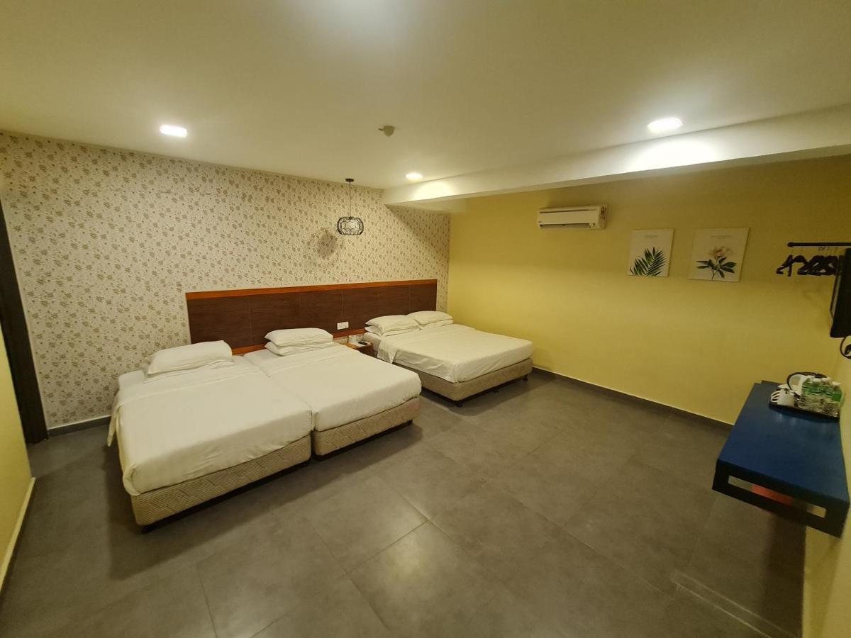 Hotel Bestari Куала Ліпіс Екстер'єр фото
