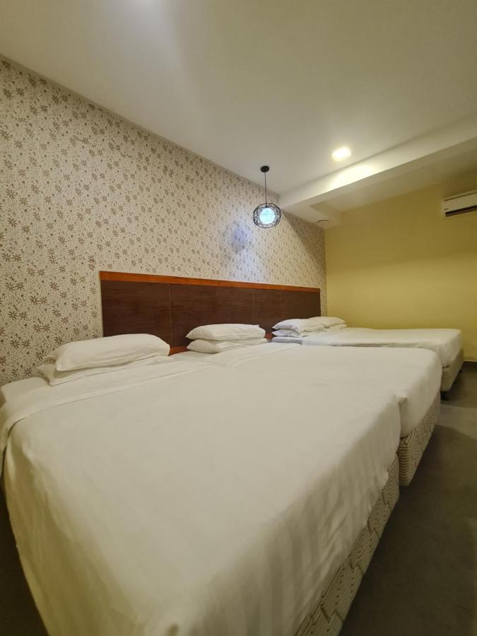 Hotel Bestari Куала Ліпіс Екстер'єр фото